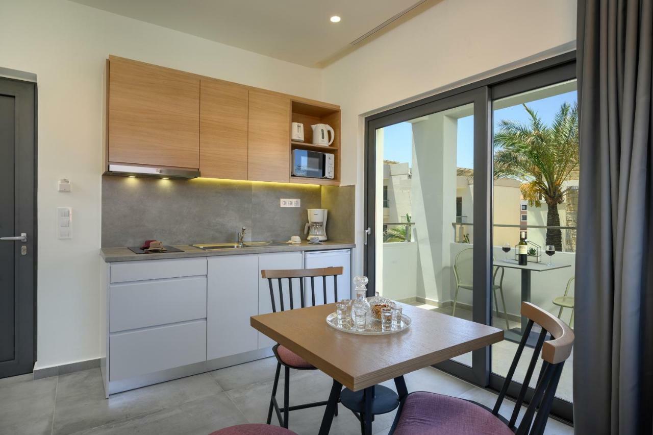 Athina Suites Luxury Suites Near The Sea Platanias Platanés Εξωτερικό φωτογραφία