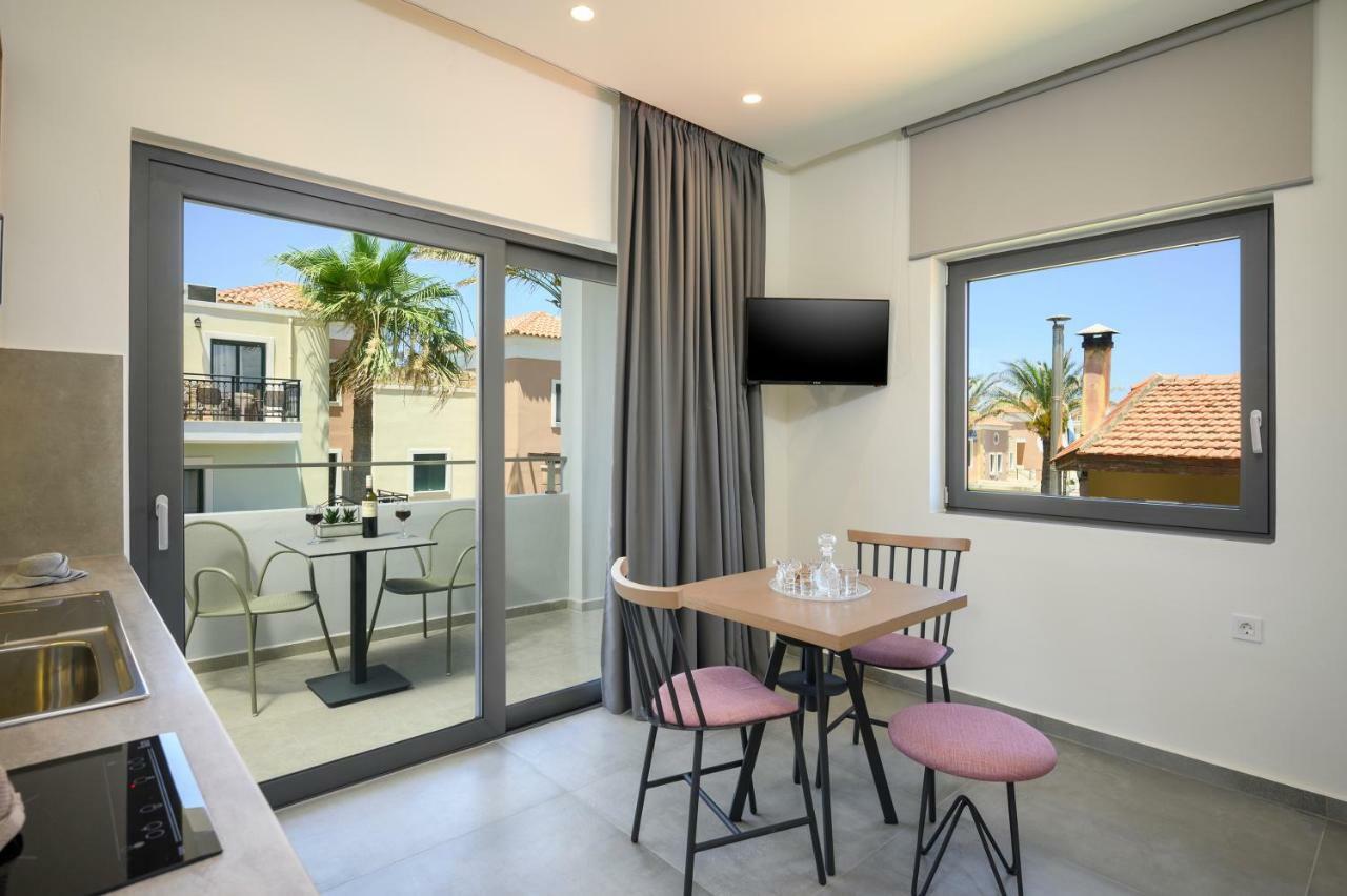 Athina Suites Luxury Suites Near The Sea Platanias Platanés Εξωτερικό φωτογραφία